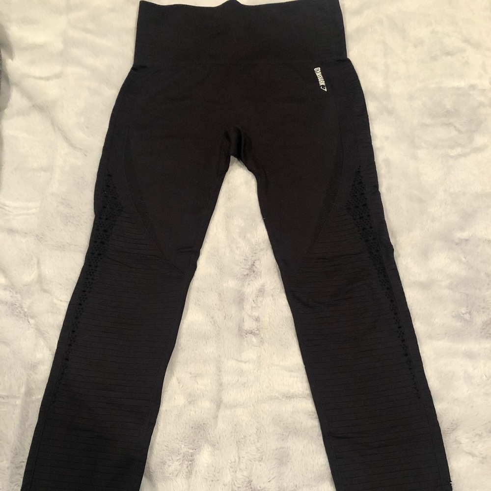 GymShark Leggings with cutouts